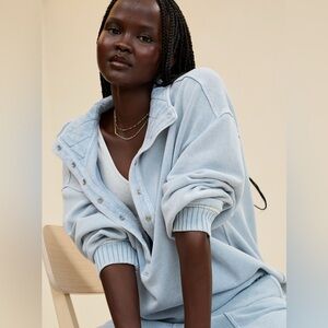 NWT Aerie Oh Snap! Sweatshirt Size L